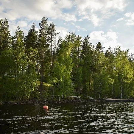 Loma-autio Taehti Alpstuga